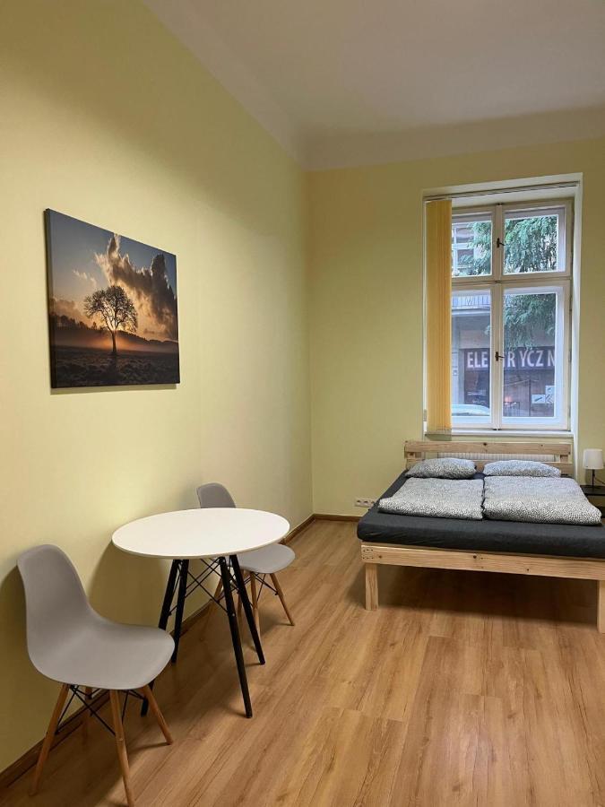Batorego Lovely Rooms Krasków Eksteriør bilde